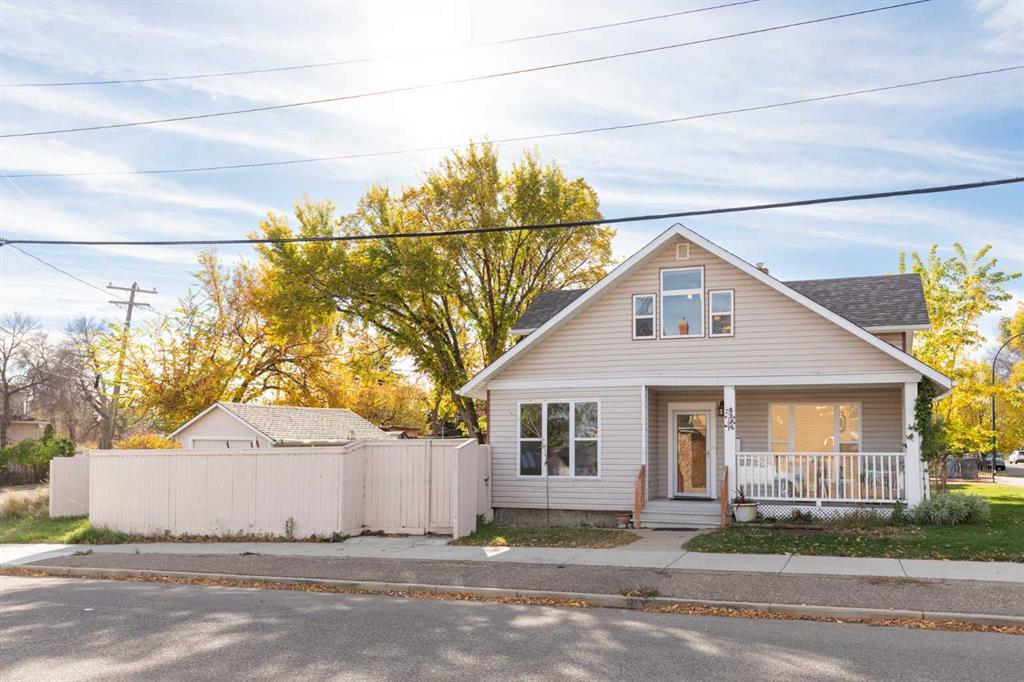 508D 5 Avenue SE, A2351275, Alberta,