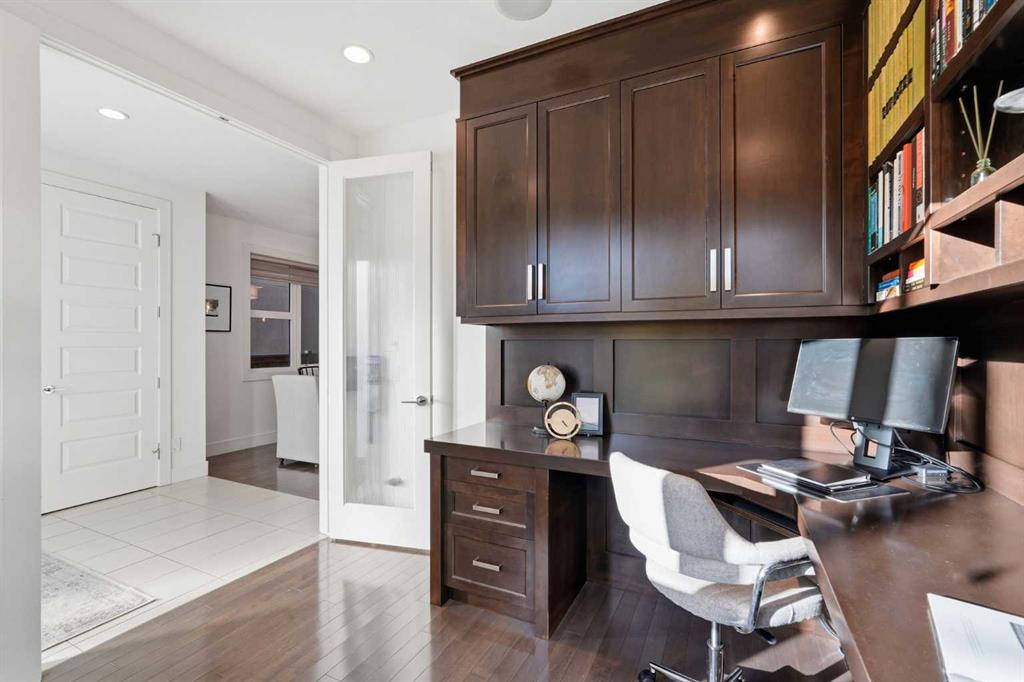 Fourth View of 2227 26 Street SW, Killarney/Glengarry, Calgary, Alberta, T3E 2A4