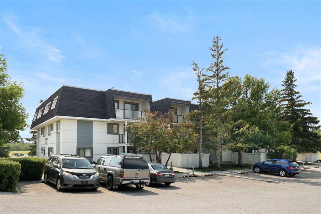Third View of 2301, 3115 51 Street SW, Glenbrook, Calgary, Alberta, T3E 6P4