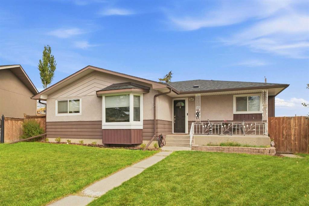 Third View of 6352 Travois Crescent NW, Thorncliffe, Calgary, Alberta, T2K 3S7