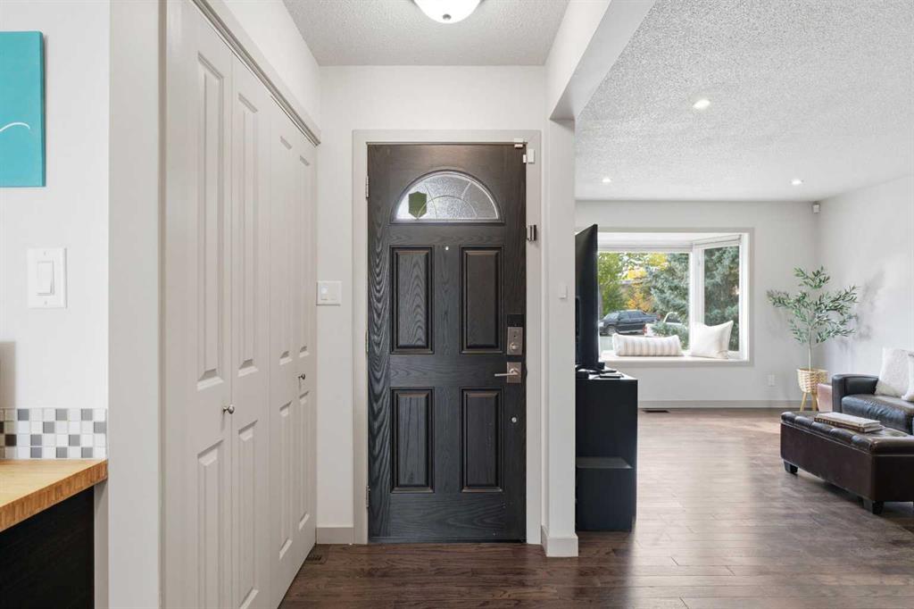 Fifth View of 6352 Travois Crescent NW, Thorncliffe, Calgary, Alberta, T2K 3S7