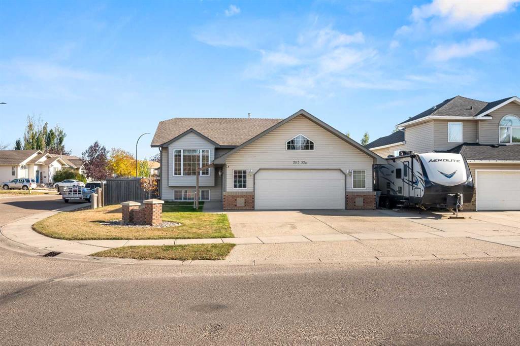 2113 52 Avenue , A2351352, Alberta,