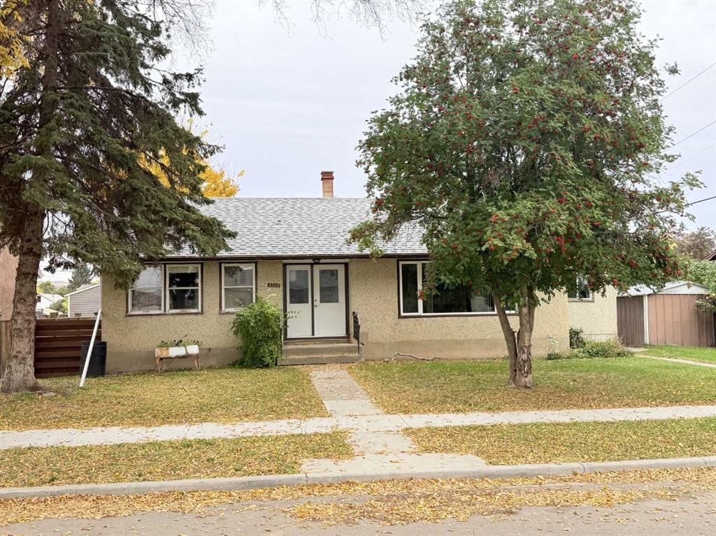 Second View of 9526 86 Avenue , North End, Peace River, Alberta, T8S1G5