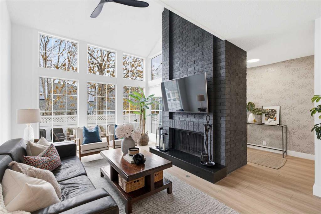 52, 28 Berwick Crescent NW, A2351387, Alberta,