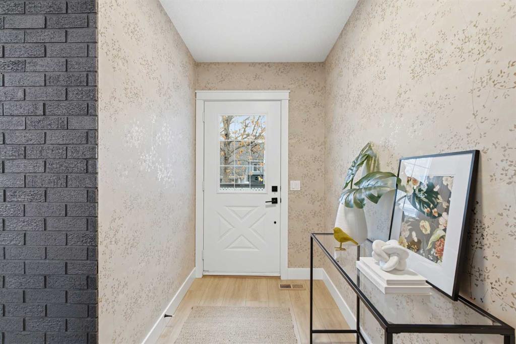 Third View of 52, 28 Berwick Crescent NW, Beddington Heights, Calgary, Alberta, T3K 1Y7