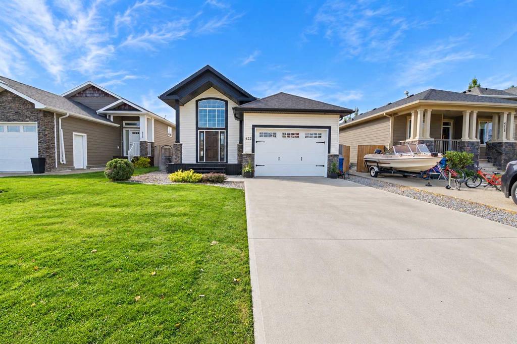 422 11 Street , A2351412, Alberta,