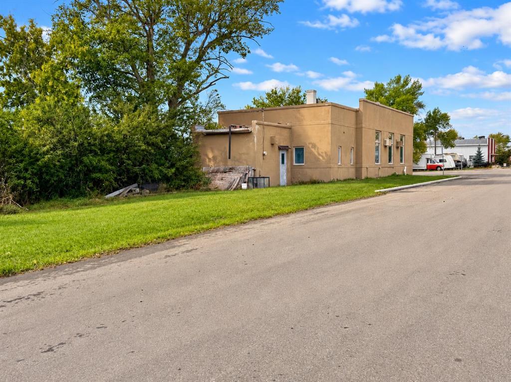 Third View of 721 Broadway Road , NONE, Standard, Alberta, T0J 3G0