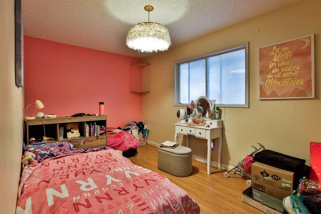 Fifth View of 186 Oxford Road W, Varsity Village, Lethbridge, Alberta, T1K4V4
