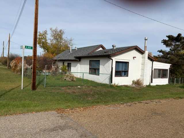 432 Center Street , A2351480, Alberta,