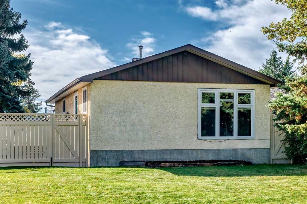 Third View of 3432 31A Avenue SE, Dover, Calgary, Alberta, t2b0j1