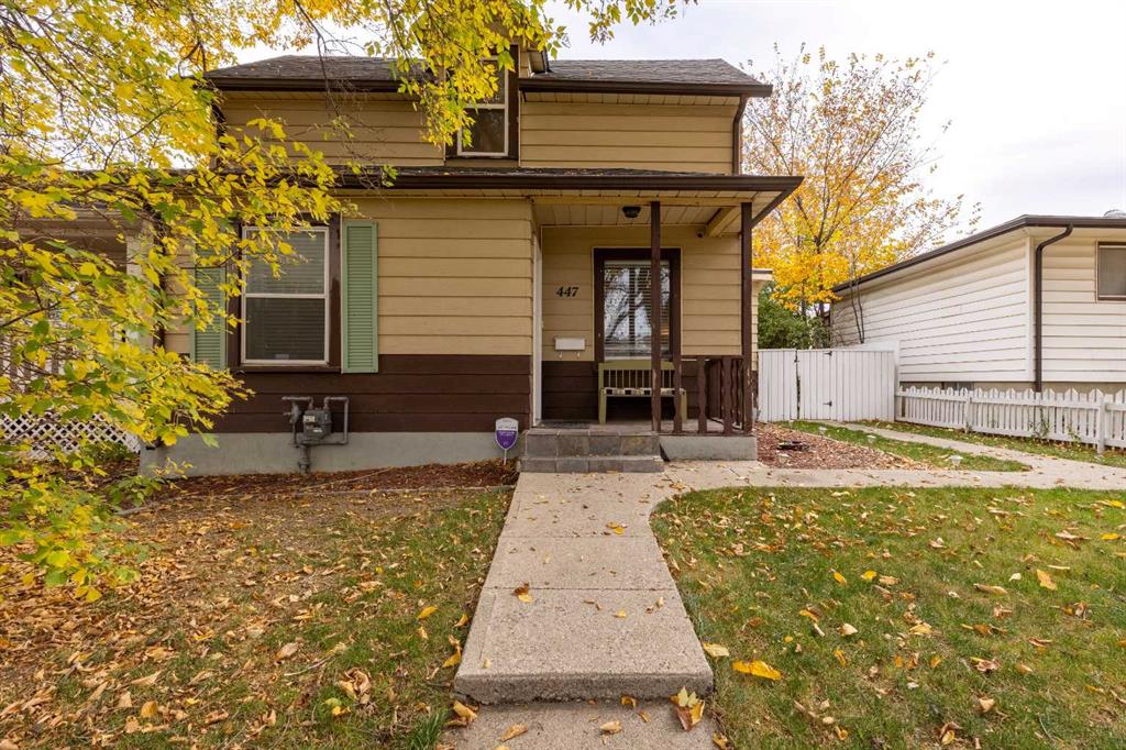 Second View of 447 20 Street N, Westminster, Lethbridge, Alberta, T1H 3N2