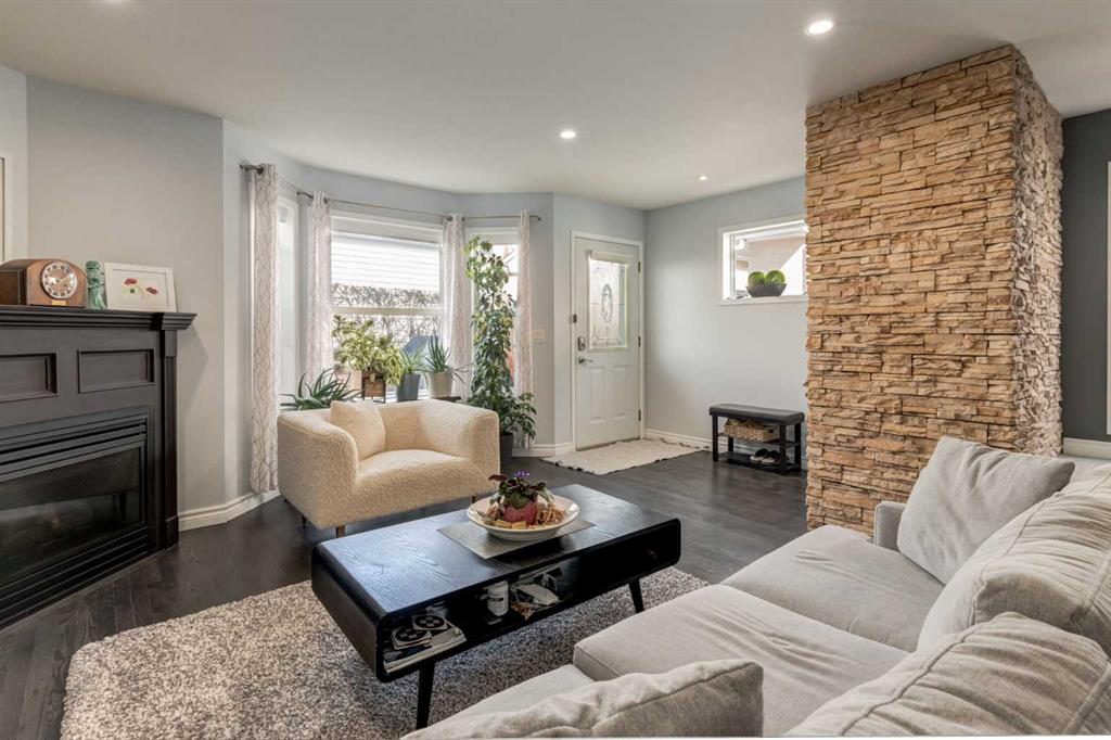 Fifth View of 2, 2013 24 Street SW, Richmond, Calgary, Alberta, T3E 1T1