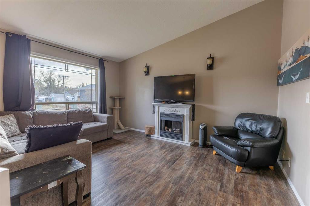Fifth View of 4430 47 Avenue , Palo, Sylvan Lake, Alberta, T4S 1P1