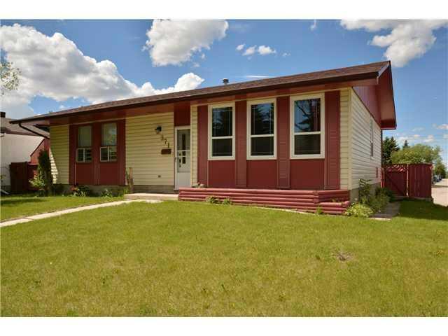 Third View of 371 Whiteview Road NE, Whitehorn, Calgary, Alberta, T1Y 1P7