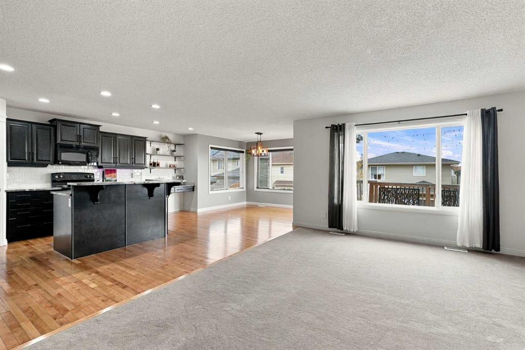 Fourth View of 335 Sagewood Landing SW, Sagewood, Airdrie, Alberta, T4B 3N6