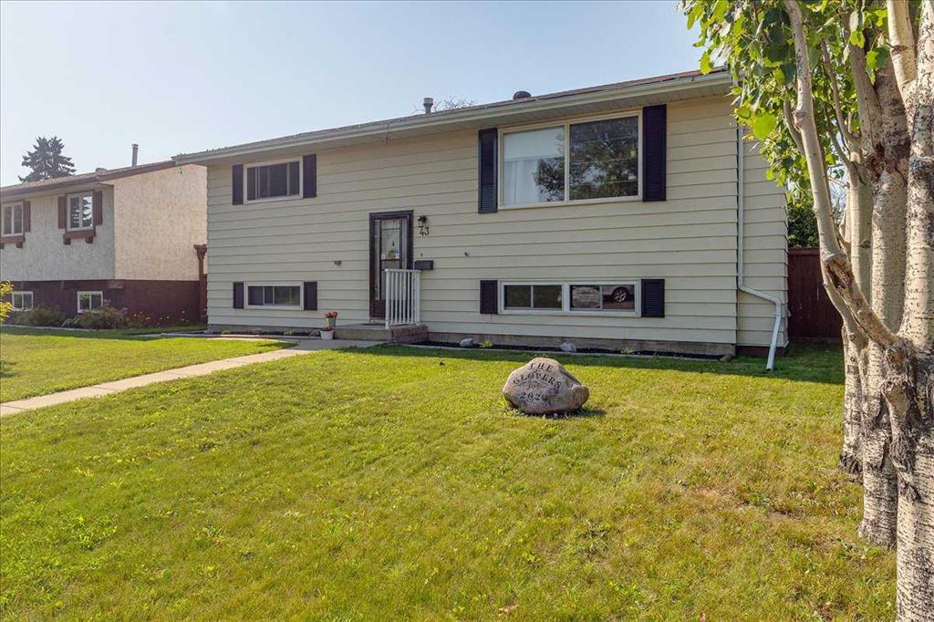 43 Oak Street , A2351773, Alberta,