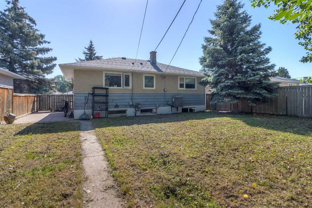 Fourth View of 830 9 Street N, Senator Buchanan, Lethbridge, Alberta, T1H1Z5