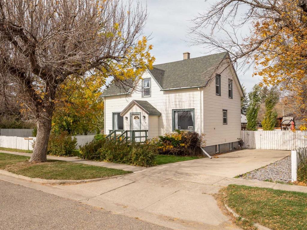 119 Kipp Street , A2351778, Alberta,