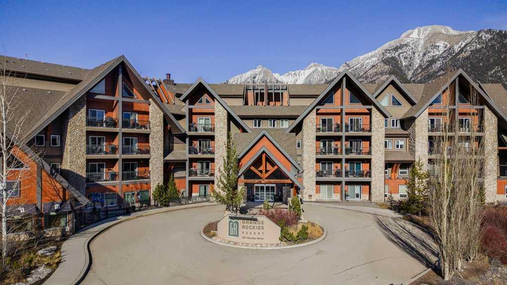 319, 901 Mountain Street , A2351807, Alberta,