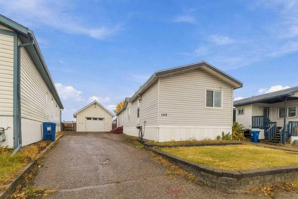 108 Gregoire Crescent , A2351829, Alberta,
