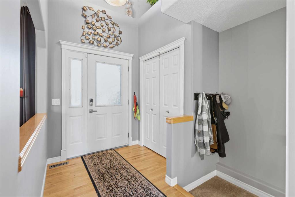 Fourth View of 31 Evansmeade Crescent NW, Evanston, Calgary, Alberta, T3P 1C1