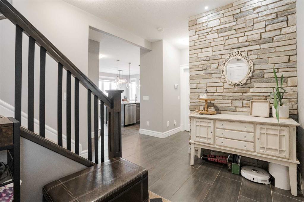 Fourth View of 424 Dixon Road , Parsons North, Fort McMurray, Alberta, T9H 2Y6