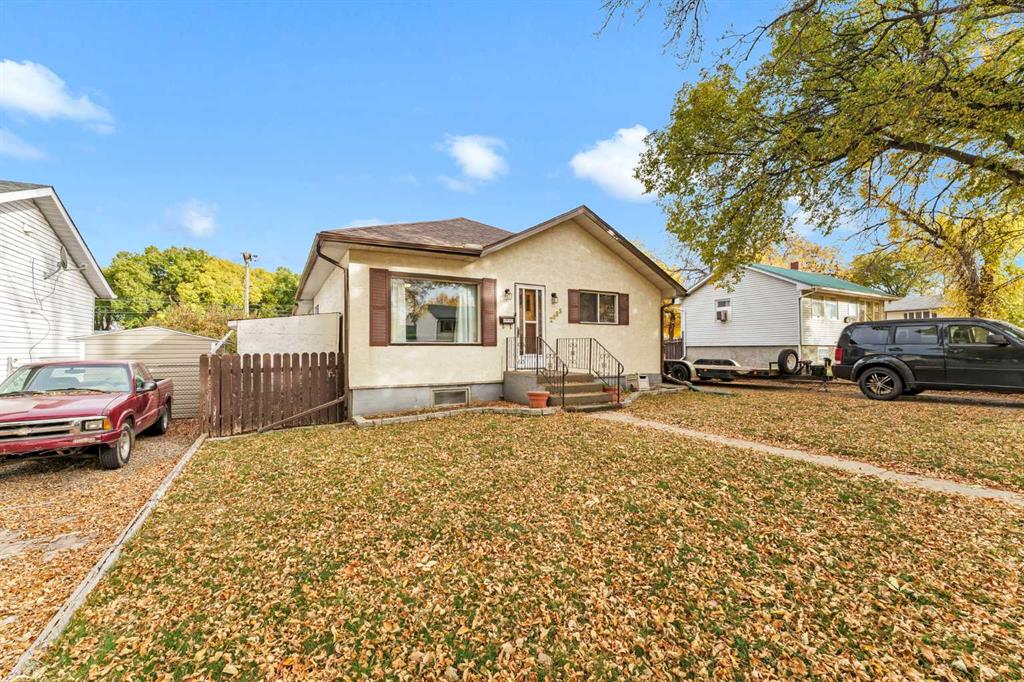 Third View of 2685 15 Avenue SE, Crestwood-Norwood, Medicine Hat, Alberta, T1A 4C7