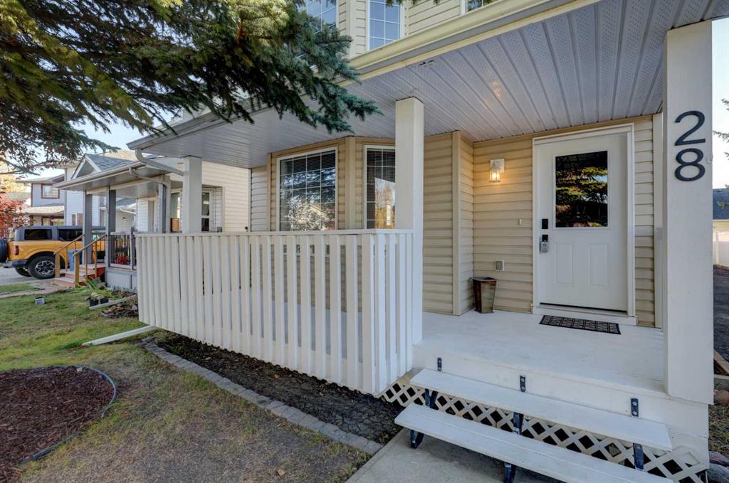 28 Woodside Circle NW, A2351886, Alberta,