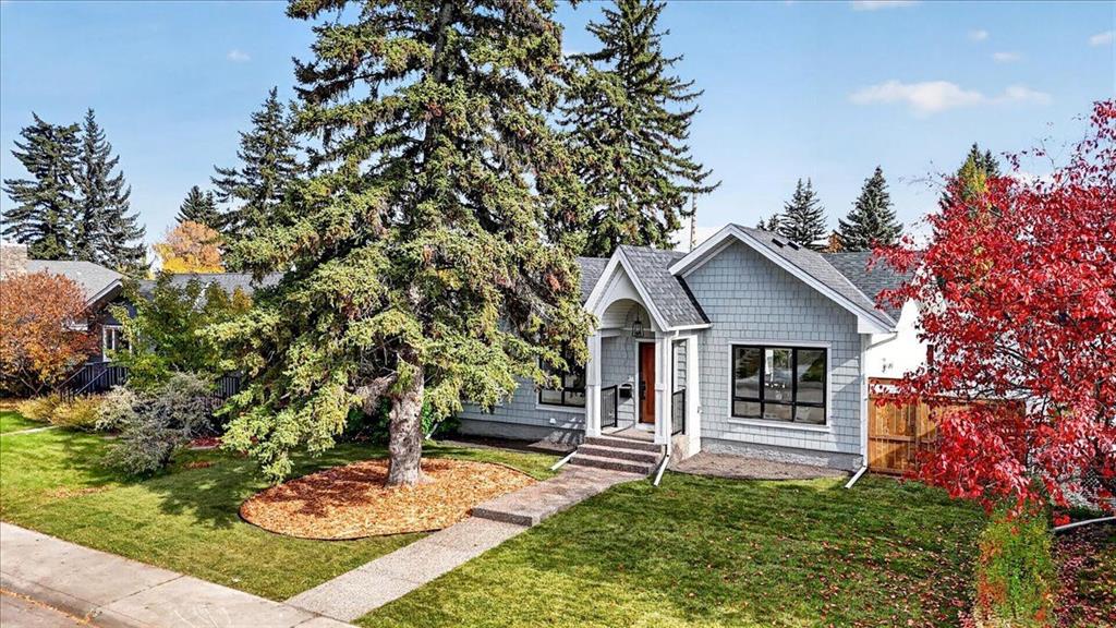 60 Governor Drive SW, A2351980, Alberta,