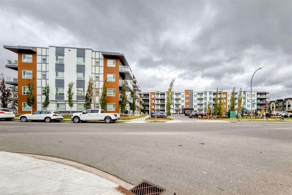 325, 360 Harvest Hills Way NE, A2352014, Alberta,