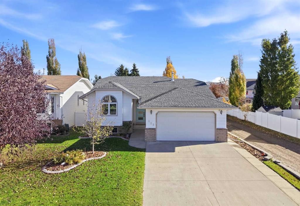 123 Robinson Crescent , A2352017, Alberta,