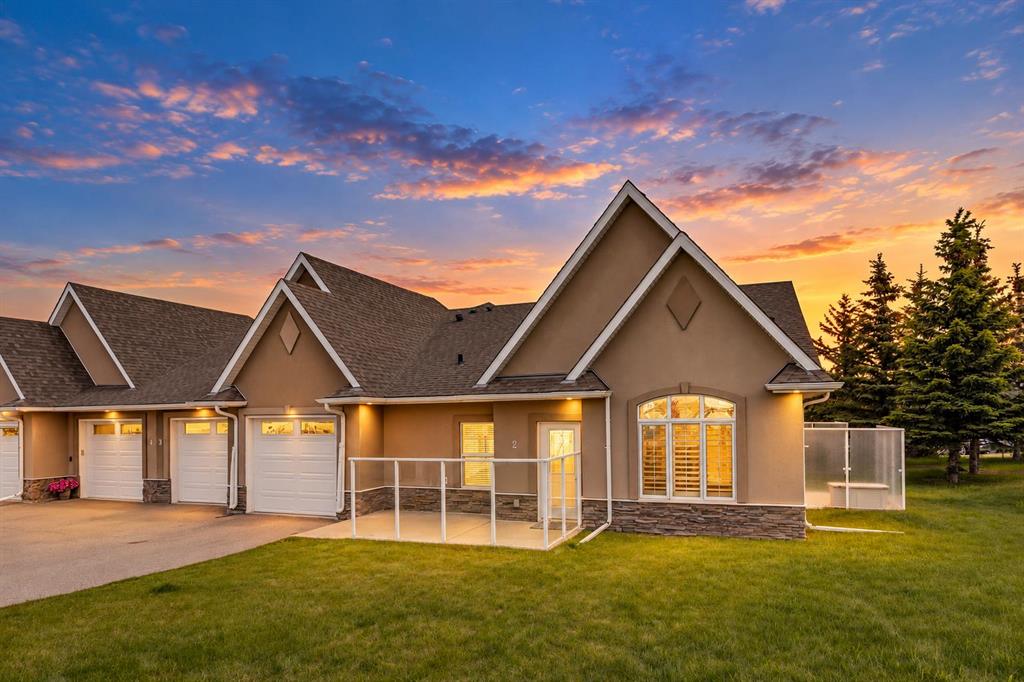 2, 20 River Heights View , A2352056, Alberta,