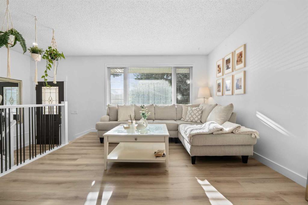 Fifth View of 4420 Maryvale Road NE, Marlborough, Calgary, Alberta, T2A 2V2