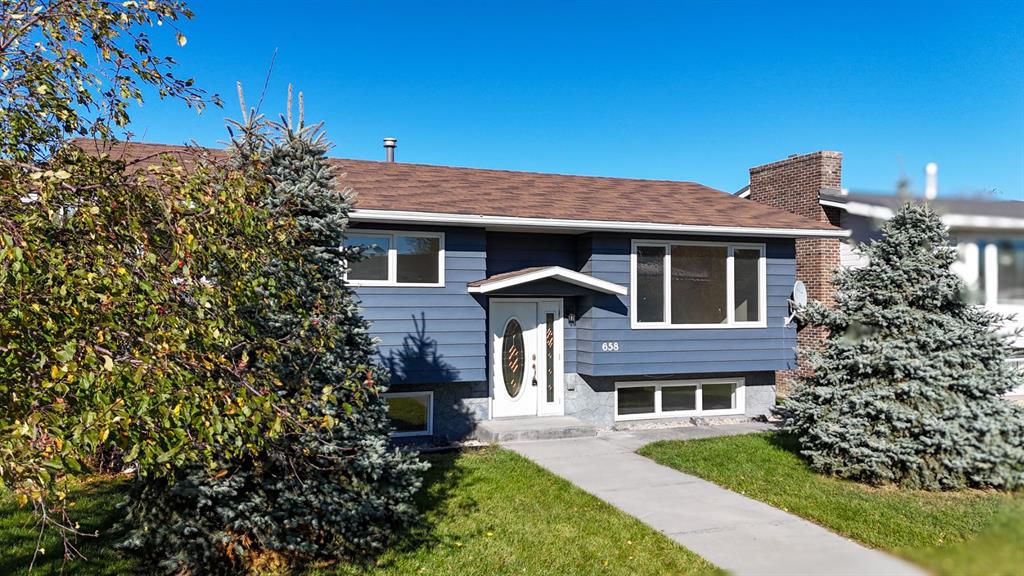 Third View of 658 50A Avenue W, NONE, Claresholm, Alberta, T0L 0T0