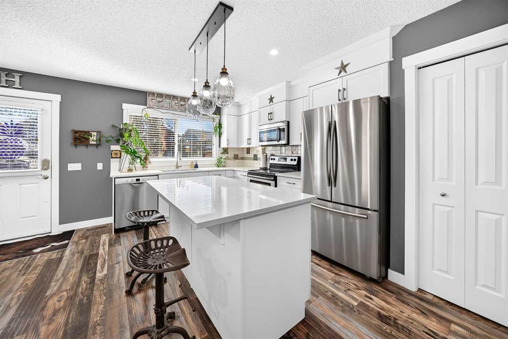 Fifth View of 151 Fireside Parkway , Fireside, Cochrane, Alberta, T4C0V7