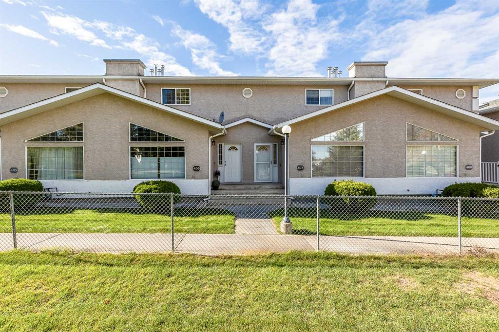 Third View of 406, 165 South Ridge Drive SE, SE Southridge, Medicine Hat, Alberta, T1B 4H6