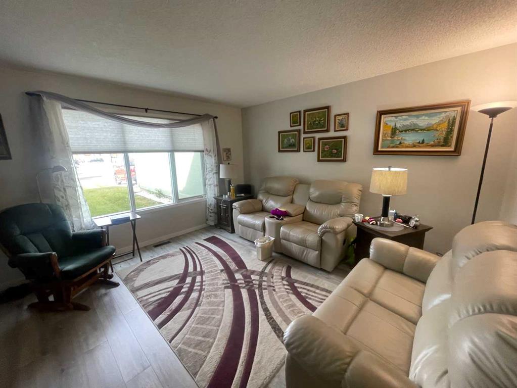 Fourth View of 1915 17 Street , NONE, Didsbury, Alberta, T0M 0W0