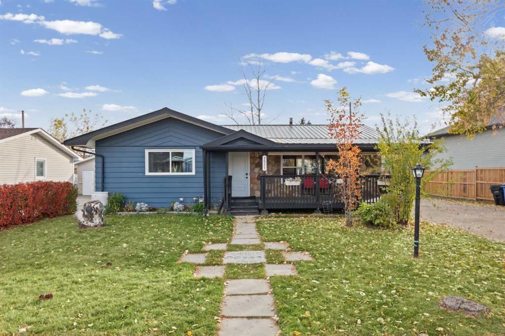 Third View of 1511 16 Street , NONE, Didsbury, Alberta, T0M0W0