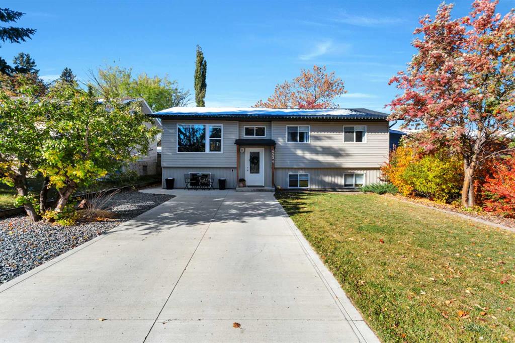 Second View of 4534 46 Street , Central Core, Sylvan Lake, Alberta, T4S 1L3