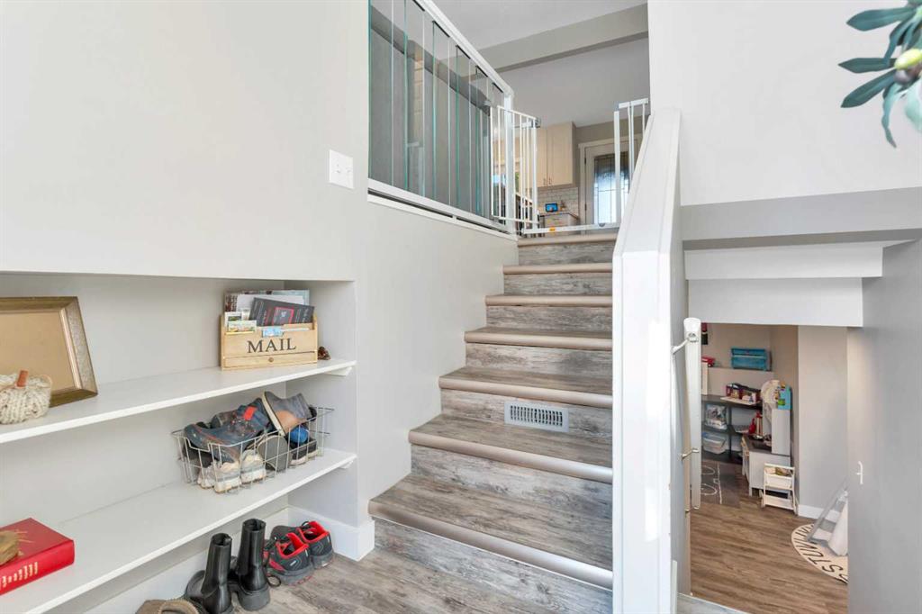 Fifth View of 4534 46 Street  , Central Core, Sylvan Lake, Alberta, T4S 1L3