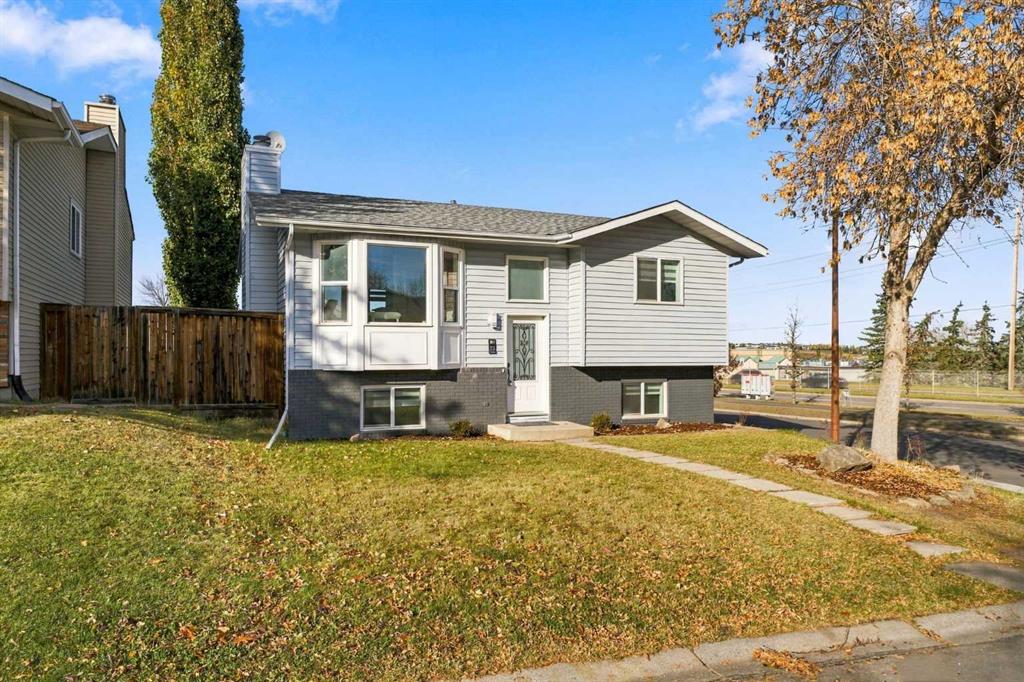 Third View of 112 Macewan Meadow Crescent NW, MacEwan Glen, Calgary, Alberta, T3K 3H2