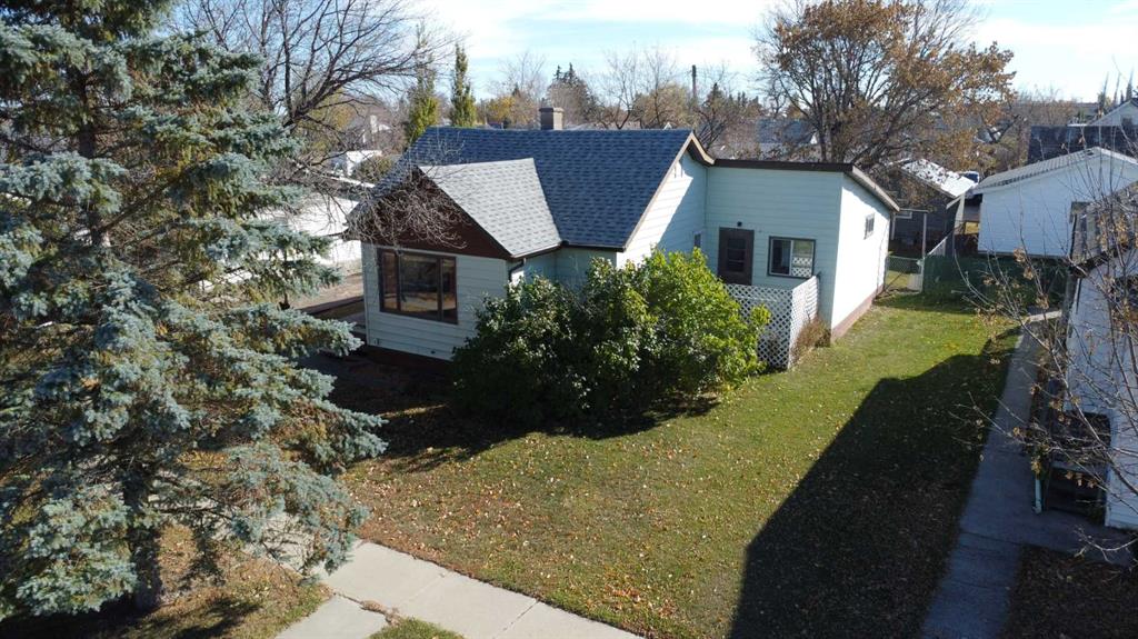 109 6 Avenue E, A2352232, Alberta,