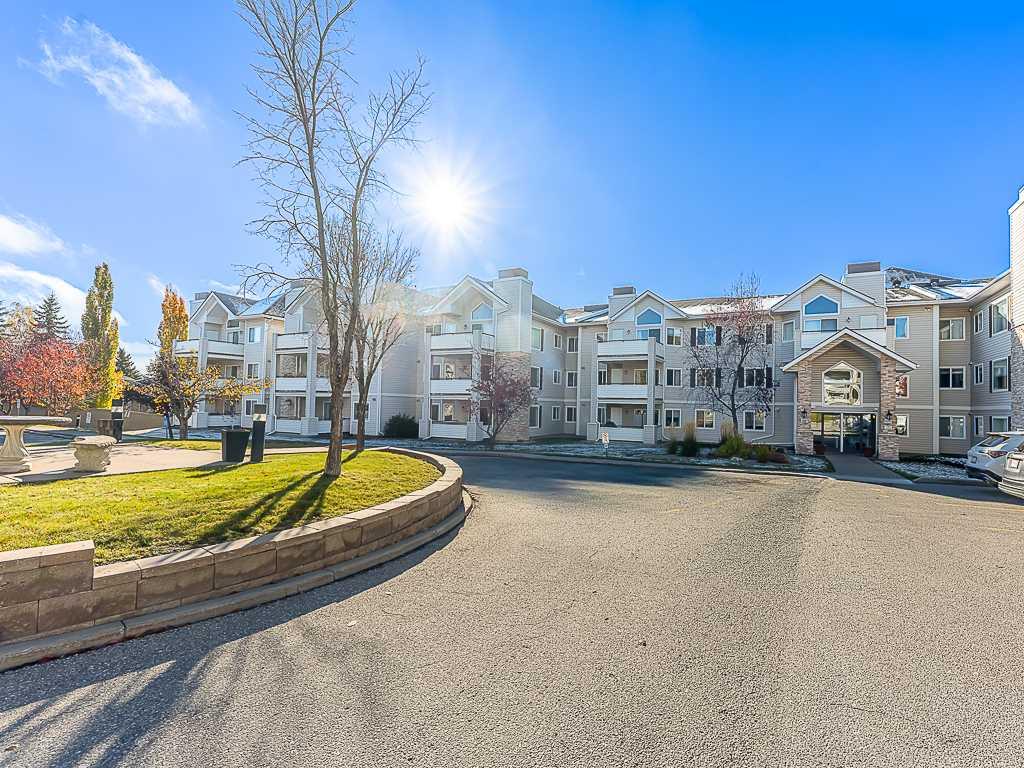 Fourth View of 2102, 7451 Springbank Boulevard SW, Springbank Hill, Calgary, Alberta, T3H 4K5