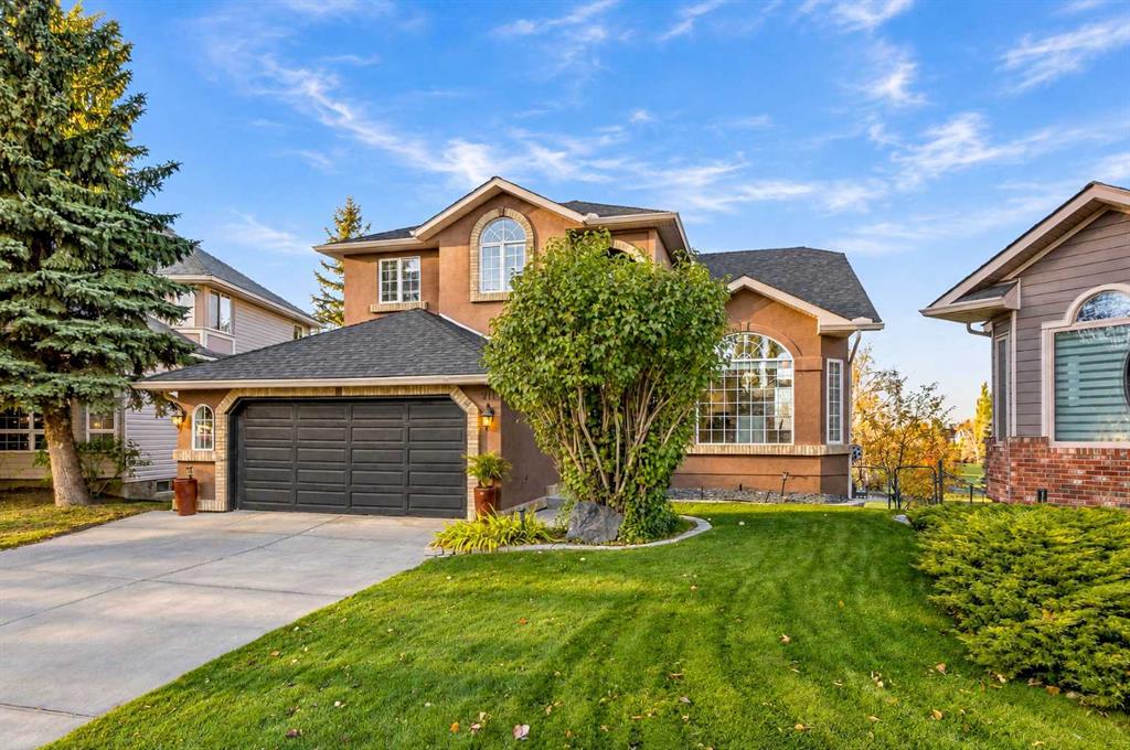 Main View of 211 Douglasview Road SE, Douglasdale/Glen, Calgary, Alberta, T2Z 2S1