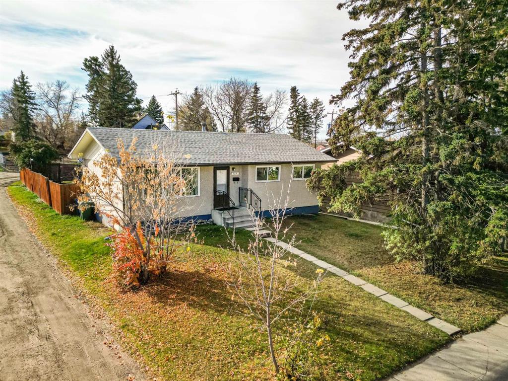 Second View of 5015 46 Street , Central Innisfail, Innisfail, Alberta, T4G1L6
