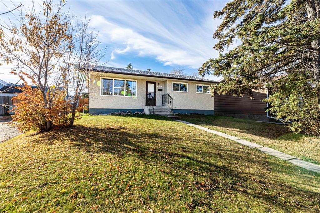 Fourth View of 5015 46 Street , Central Innisfail, Innisfail, Alberta, T4G1L6