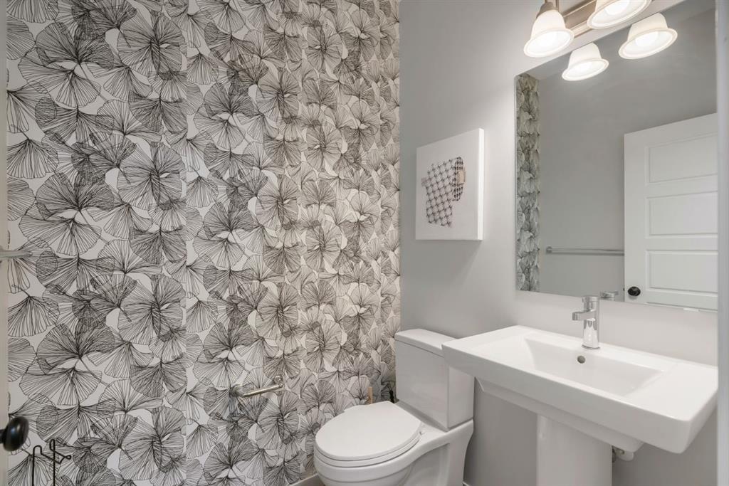 Fifth View of 130 Dawson Harbour Rise , Dawson's Landing, Chestermere, Alberta, t1x 1z7