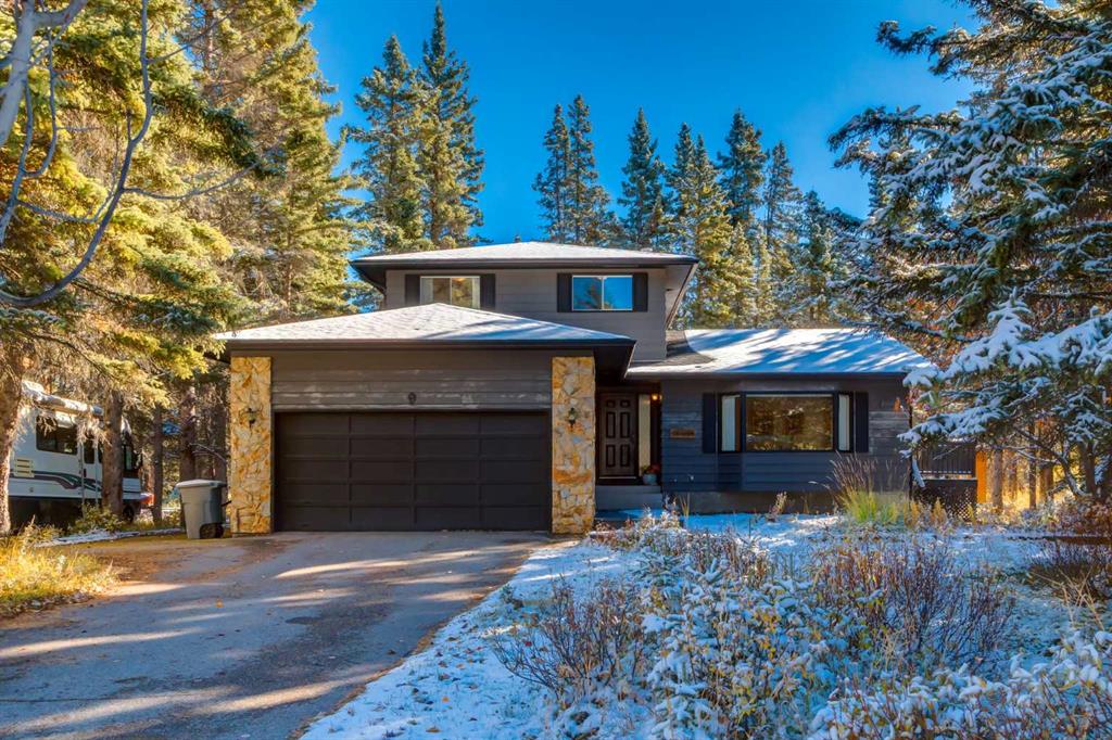 9 Redwood Meadows Close , A2352341, Alberta,
