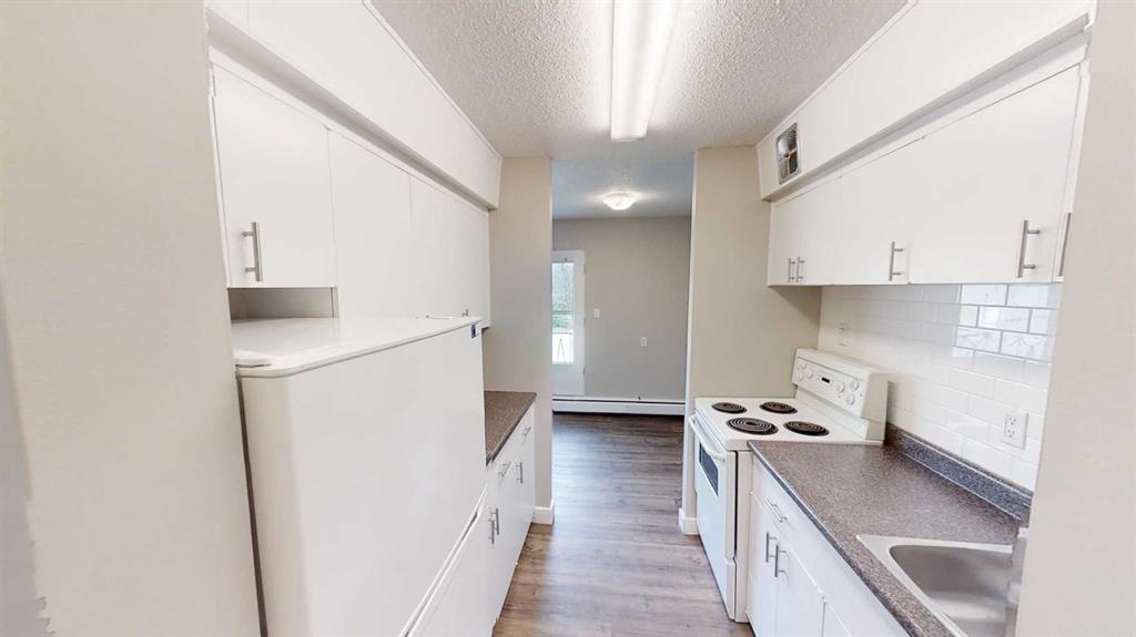 Fourth View of 8, 10802 99 Street , VLA Montrose, Grande Prairie, Alberta, T8V2H5