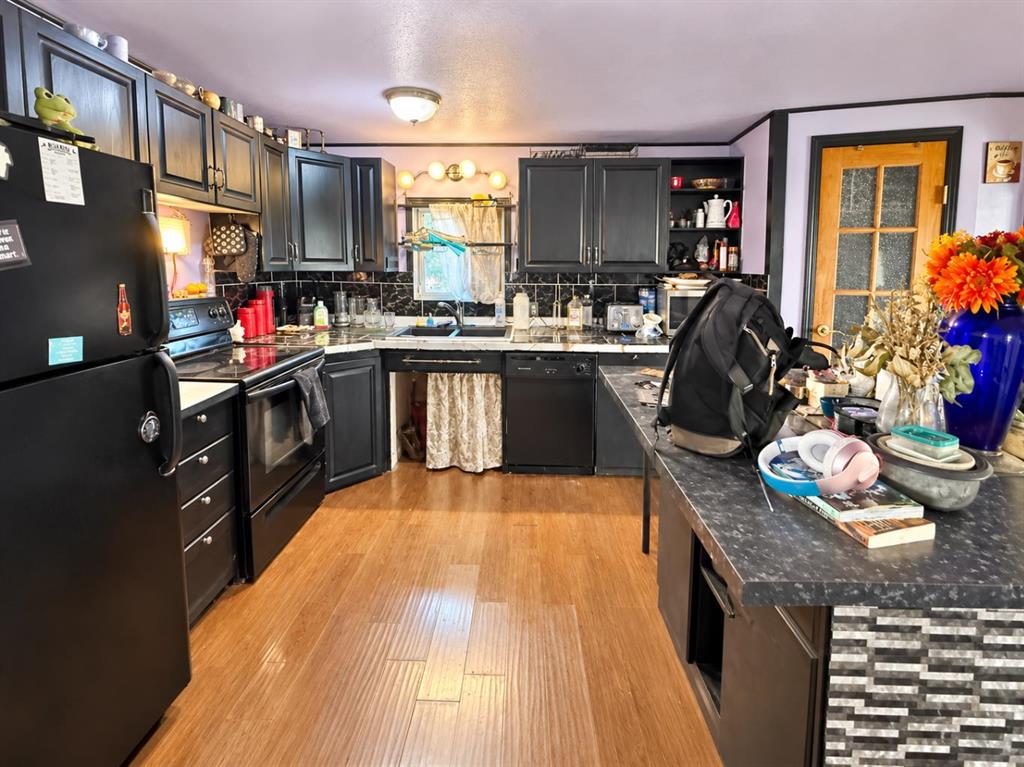 Fifth View of 4724 45 Avenue , NONE, Alix, Alberta, T0C 0B0